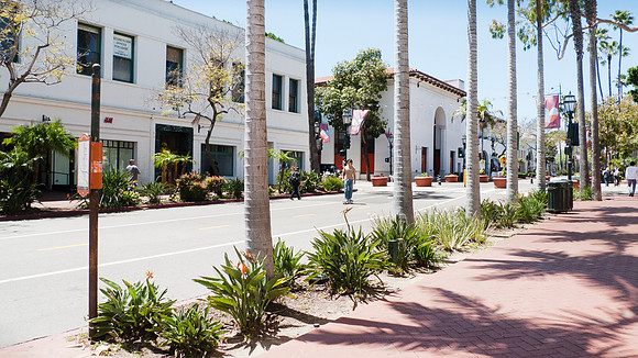 Santa Barbara, California Paseo  Nuevo shopping area